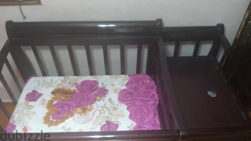 سرير اطفال خشب 1
