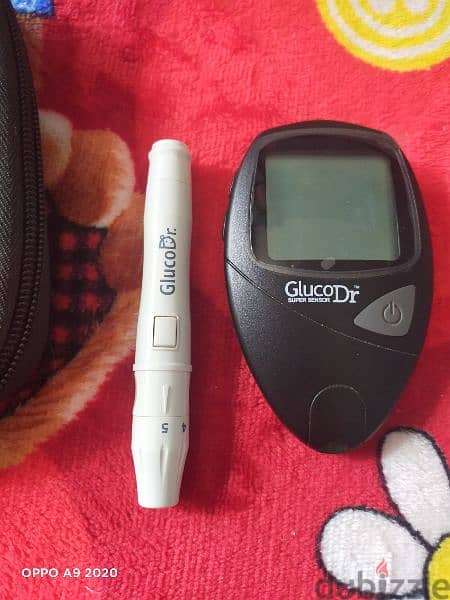 جهاز قياس السكر في الدم 2