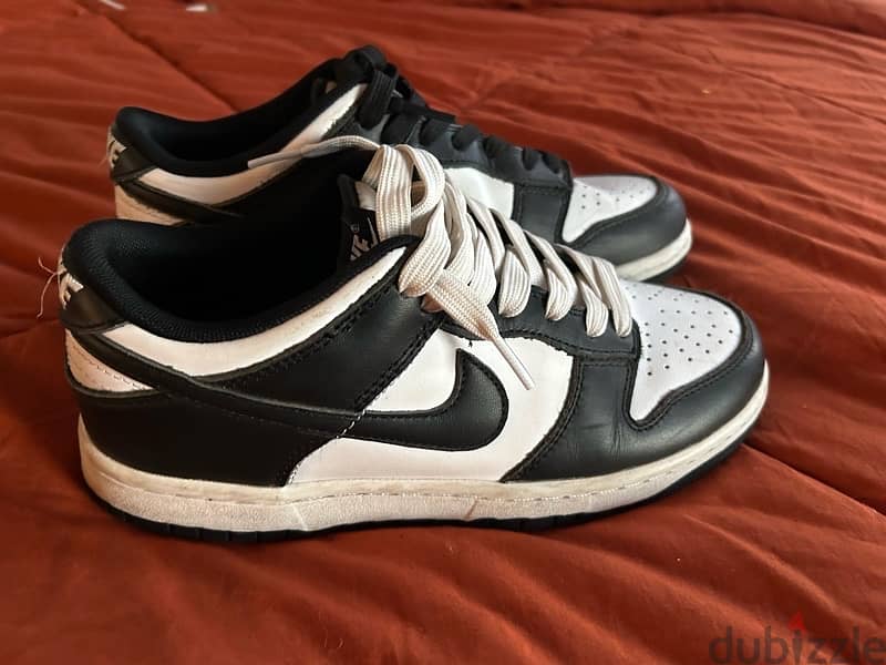Nike panda dunk low size 41 (with laces) 2
