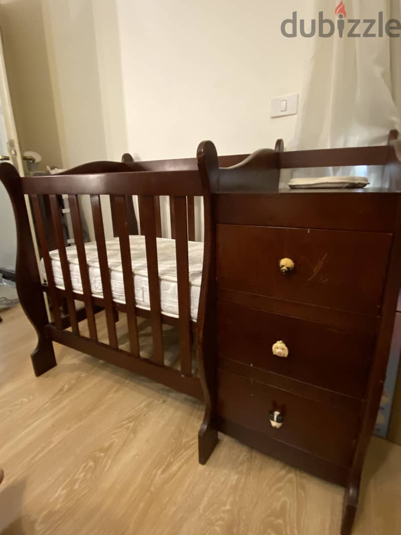 Baby Bed & mattress &Changing table with storage drawers 2