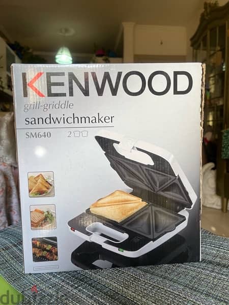 Kenwood 700W 2 in 1 Sandwich Maker (Model: SM640) كينوود 7
