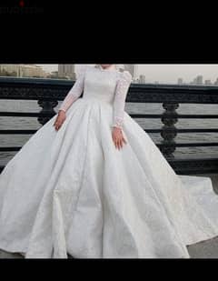 فستان زفاف هاند ميد