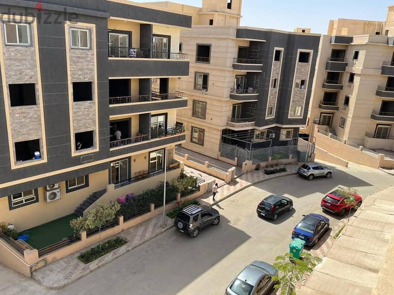 شقة للبيع 140 متر استلام فوري في سيفورا القاهرة الجديدة قسط 7 سنوات 12