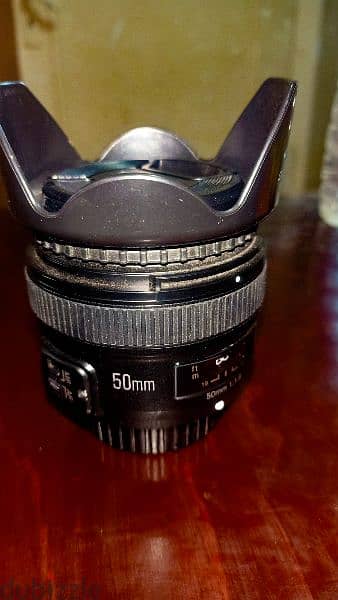 كاميرا نيكون 5300D استعمال خفيف جدا بالكرتونه وبكل مشتملاتها 2