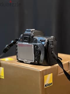 Camera Nikon D90 + Lens 18-55mm 0
