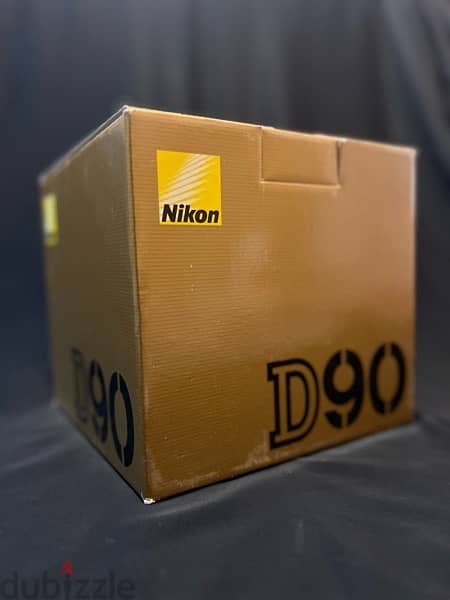 Camera Nikon D90 + Lens 18-55mm 4