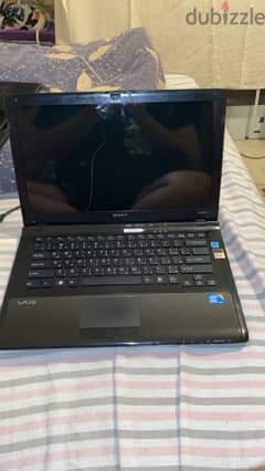 Sony vaio with vaio bag very clean 0
