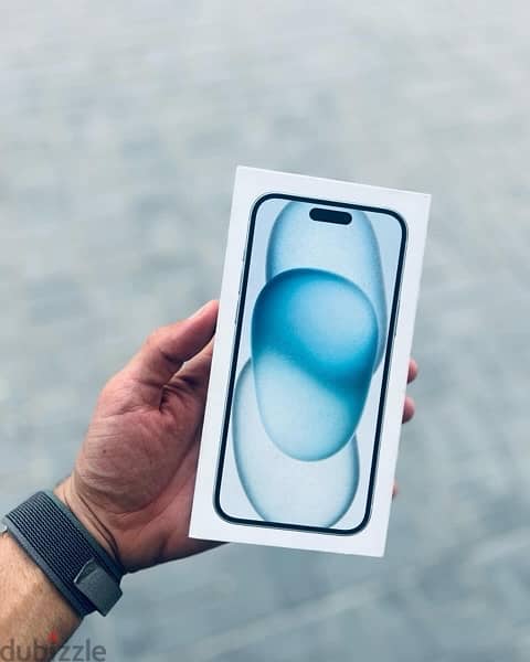 iPhone 15 blue 0