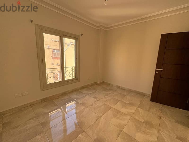 شقة للايجار الحي التامن الشيخ زايد بالمطبخ - apartment for rent 6