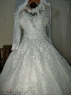 فستان زفاف استعمال مرة واحده