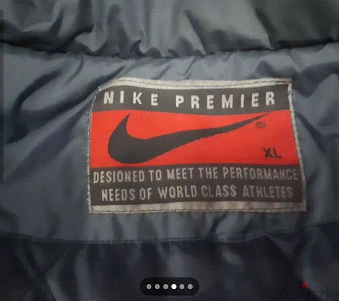 جاكت Nike premiere 3