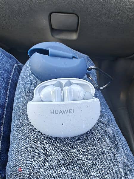 Huawei Freebuds 5i 1