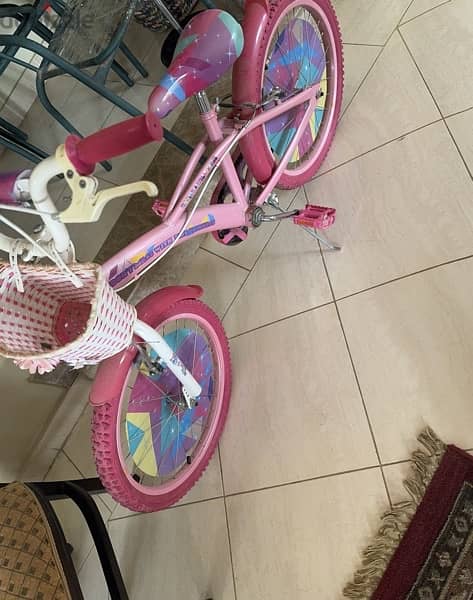 girls bike as new    size 20 excellent condition 0