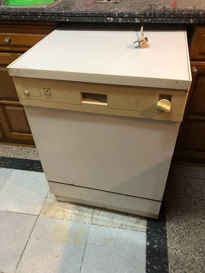 غساله اطباق الكترولكس electrolux dishwasher