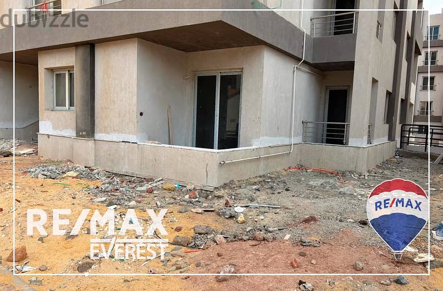 Resale Ground Apartment With Garden At Cairo University Compound - El Sheikh Zayed - Ready To Move 5