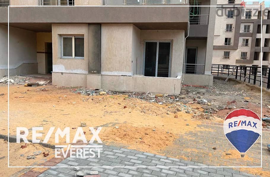 Resale Ground Apartment With Garden At Cairo University Compound - El Sheikh Zayed - Ready To Move 6