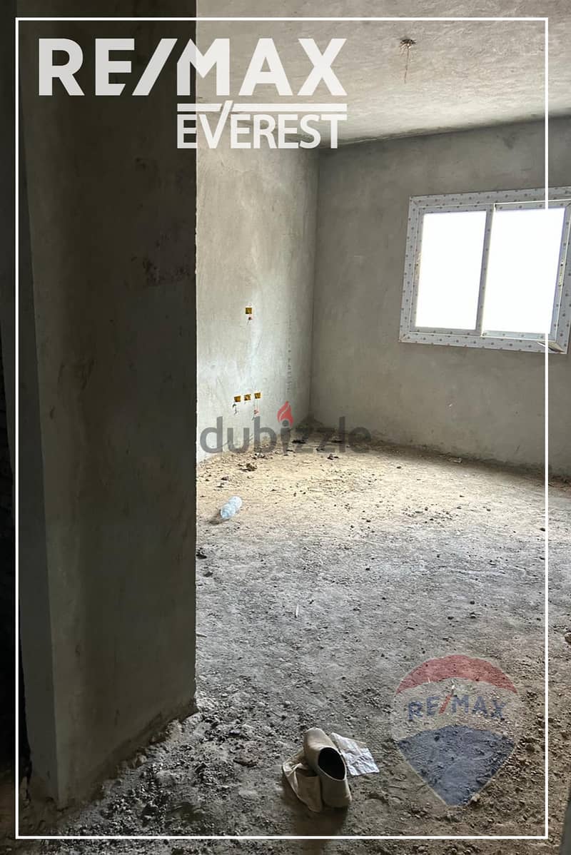 Resale Ground Apartment With Garden At Cairo University Compound - El Sheikh Zayed - Ready To Move 9
