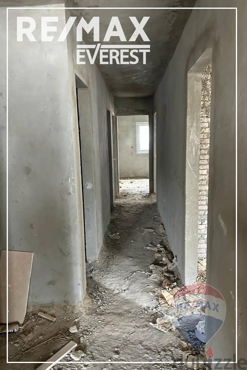 Resale Ground Apartment With Garden At Cairo University Compound - El Sheikh Zayed - Ready To Move 10