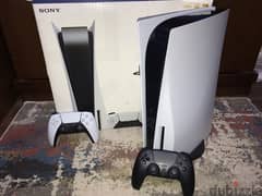 PlayStation 5  - 825GB - 2 Original controllers