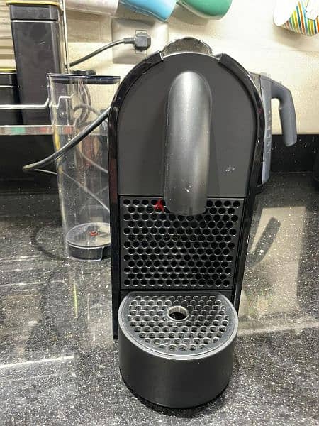 ماكينة قهوة Nespresso 0