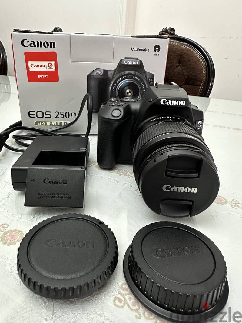 Canon EOS 250D DSLR Camera, 24.1MP, 18-55mm Lens Kit 1