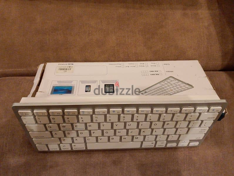white wireless keyboard BK3001 from GREECE 7