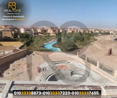 قصر فاخر 2500م للبيع بكمبوند رويال ميدوز الشيخ زايد