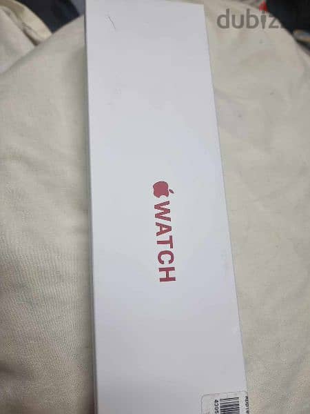 apple watch series 8 45mm Red 1