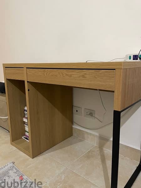 Desk and chair 4