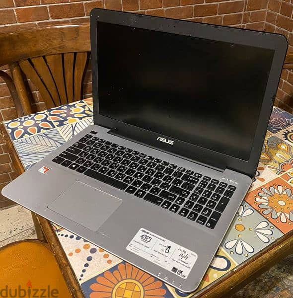Laptop Asus X555Q 2