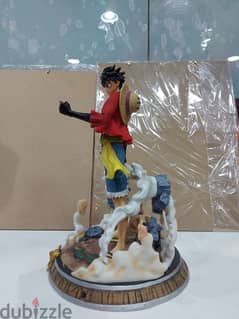 shanks and luffy figures