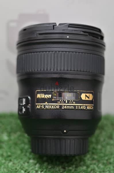 Nikon 24m F 1.4 1