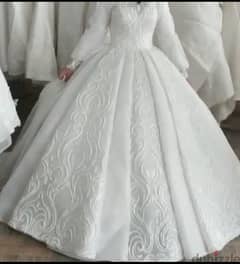 منتج فستان زفاف