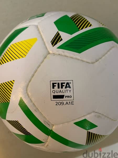 Umbro foot ball كورة امبرو اصلية ممضية من كافو لاعب البرازيل 5