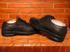 حذاء جلد طبيعى كلاسيك clark مقاس ٤٣
