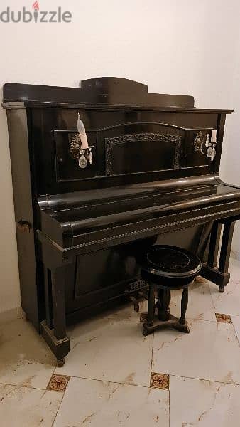 بيانو ألماني فريدريك كروجر بالكرسي مستعمل 4