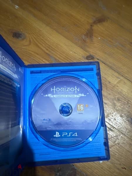 Horizon Zero Dawn: Complete Edition - PS4 - Used 1