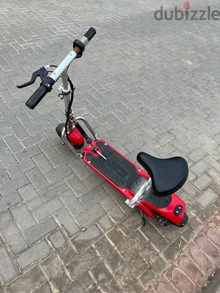 Electric scooter for adults and children - سكوتر كهربائي بحالة جيدة 6