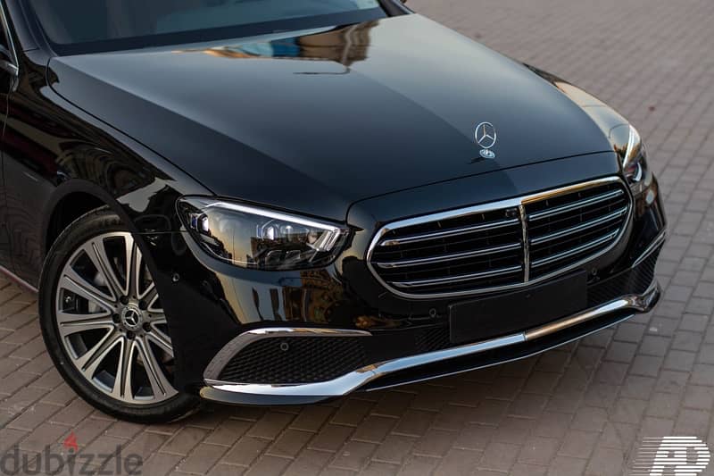 2023 Mercedes E-200 Exclusive (Fully Loaded) 4
