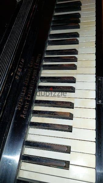 بيانو ألماني فريدريك كروجر بالكرسي مستعمل 7