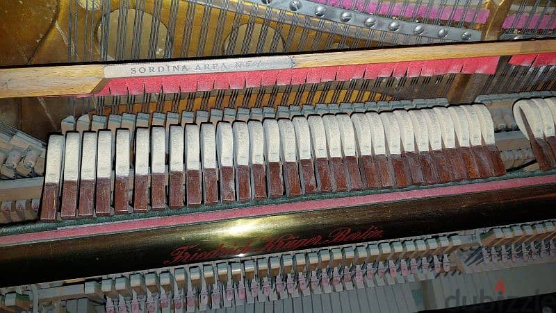 بيانو ألماني فريدريك كروجر بالكرسي مستعمل 9