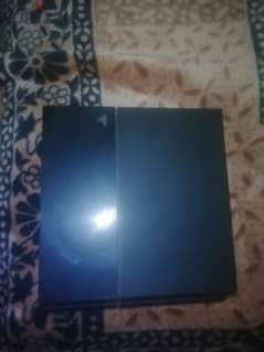 ps4 fat 500 with box & cables & 2 offline games but (no consoles) 0