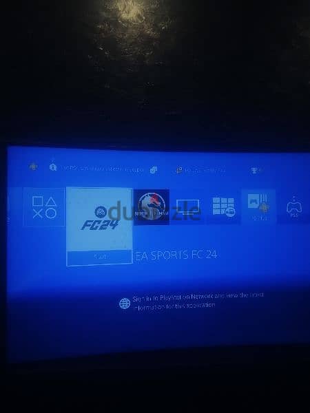 ps4 fat 500 with box & cables & 2 offline games but (no consoles) 1