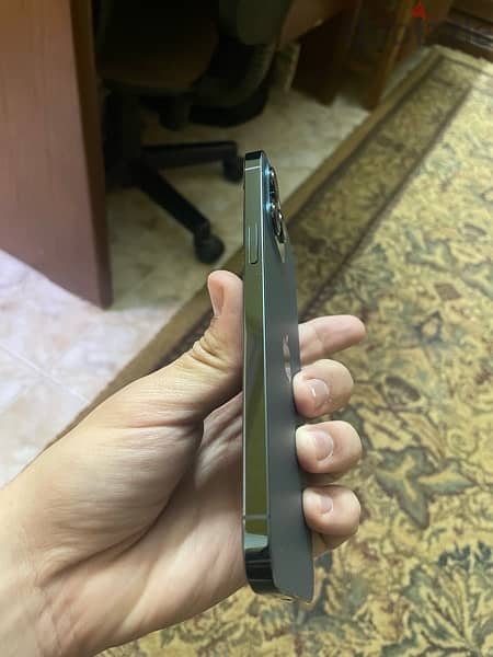 Iphone 12 promax used like new 3
