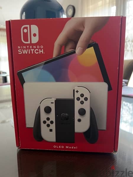 Nintendo Switch Oled with 2 Games 1