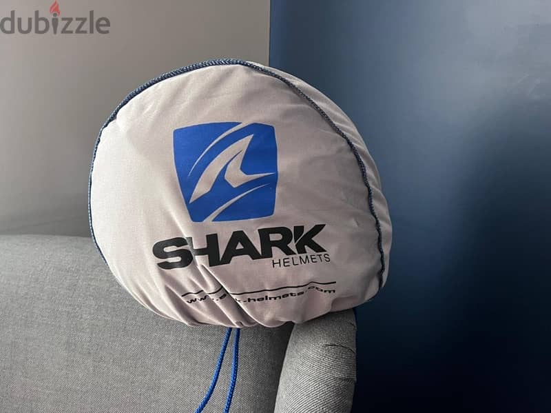 shark helmet  Evo GT 1