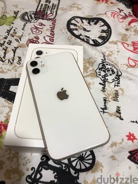 IPhone 11 64g white 3