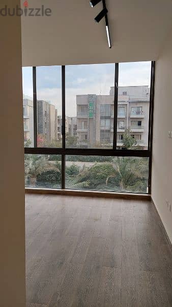 A luxury finished flat in the 5th settlement near AUC 1