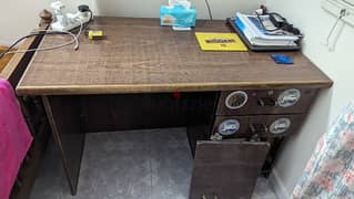 مكتب خشب 0