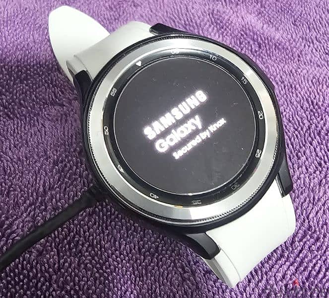Samsung Galaxy Watch 4 Classic 46mm 1